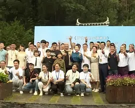 阳光下的女孩